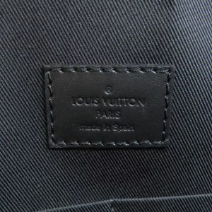 新品未使用 M45557 マグネット式ショルダーバッグ ブラウン
